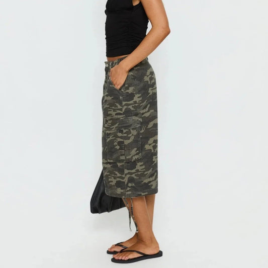 Women’s Camouflage Cargo Shorts Relaxed Wide-Leg Style 1